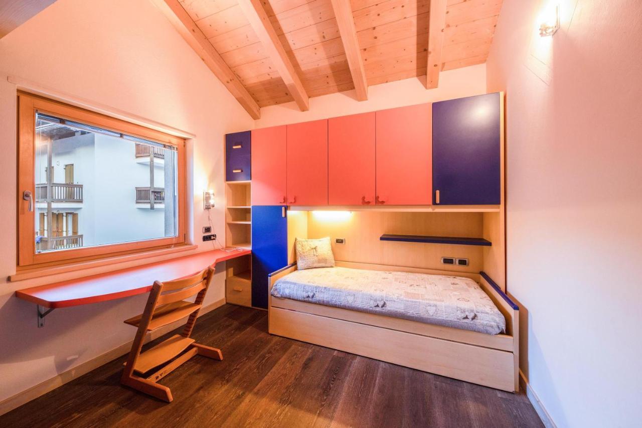La Pratolina Attico Apartment Castello-Molina di Fiemme Luaran gambar