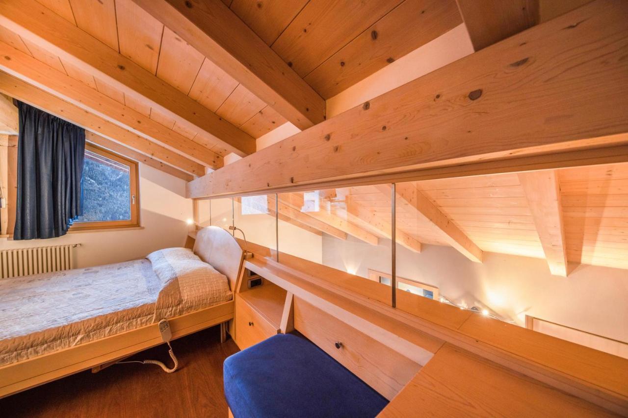 La Pratolina Attico Apartment Castello-Molina di Fiemme Luaran gambar