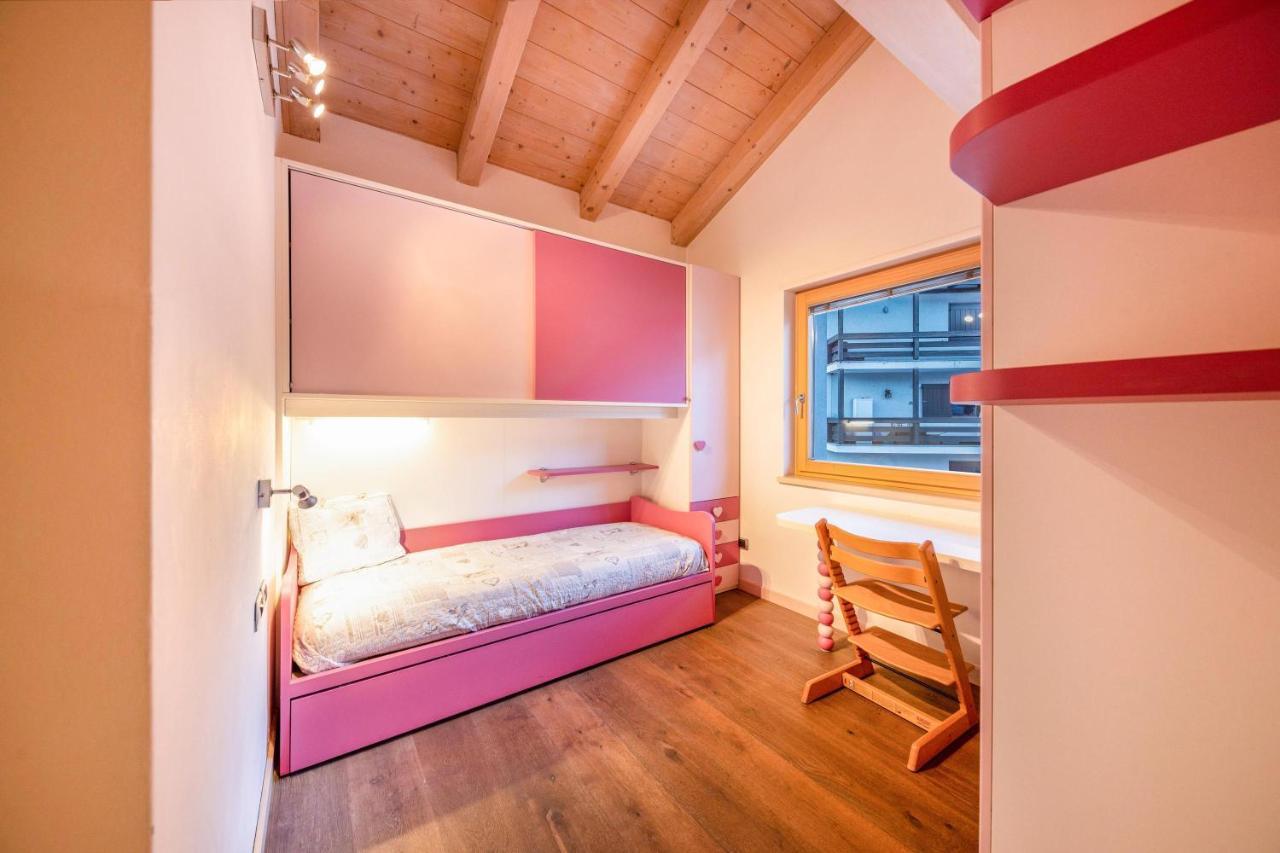 La Pratolina Attico Apartment Castello-Molina di Fiemme Luaran gambar