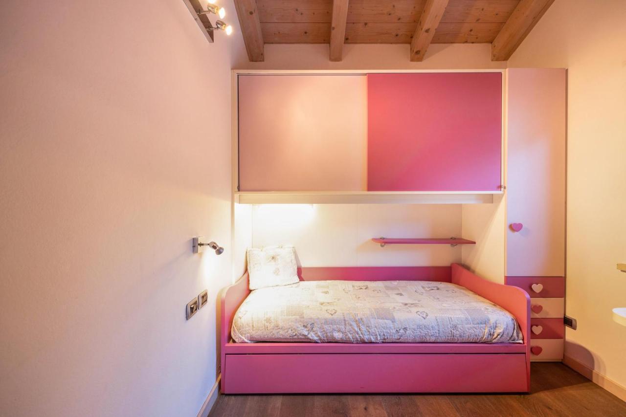 La Pratolina Attico Apartment Castello-Molina di Fiemme Luaran gambar