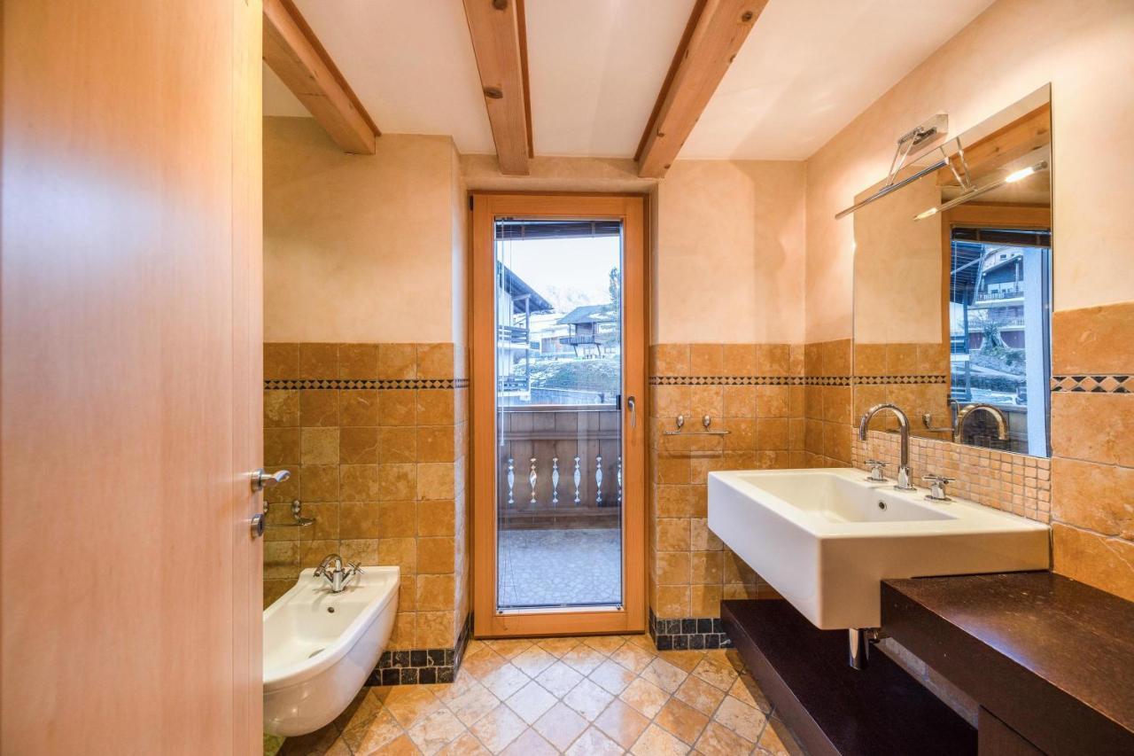 La Pratolina Attico Apartment Castello-Molina di Fiemme Luaran gambar